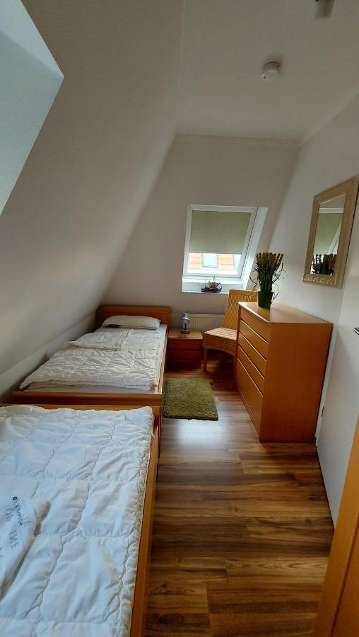 Ferienwohnung Hafenblick Wiek auf Rügen Екстериор снимка